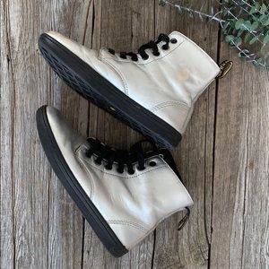 Silver Dr.Martens Leyton boots 🥾
